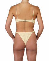 Adjustable Side Strap Bottom