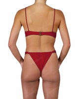 Adjustable Side Strap Bottom